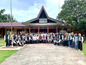 Read more about the article PERPISAHAN MAHASISWA KKN SAMBAS